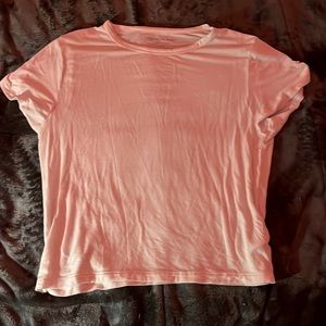 This American eagle soft and sexy white tee and no rips and no damage to it.